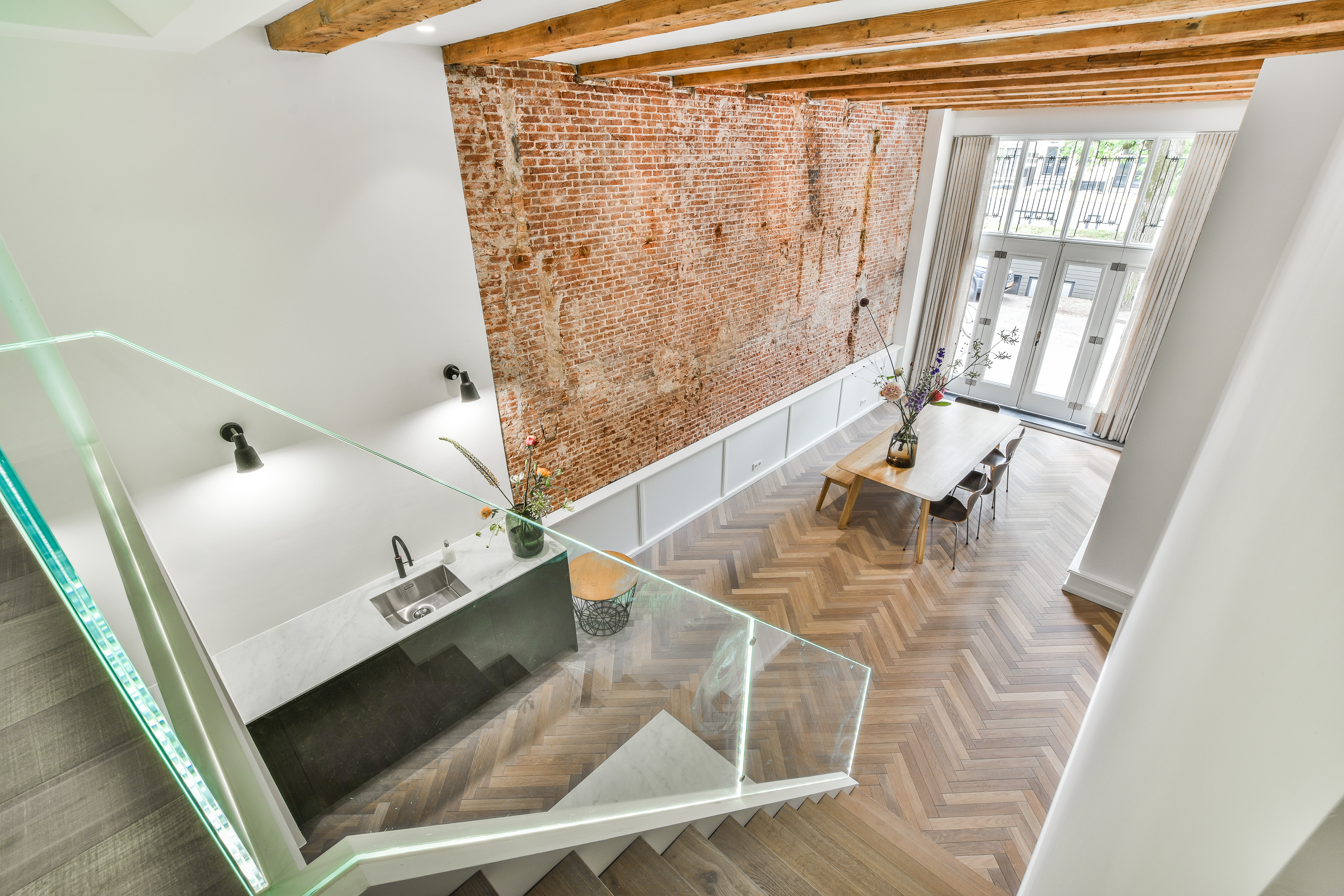 Lumen Herringbone interior HD